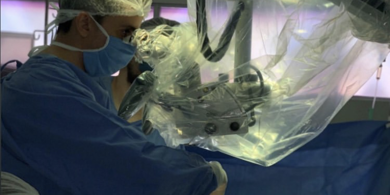 Cirurgia Minimamente Invasiva Para Hérnia de Disco - Goiânia - Dr. Vinicio Nunes