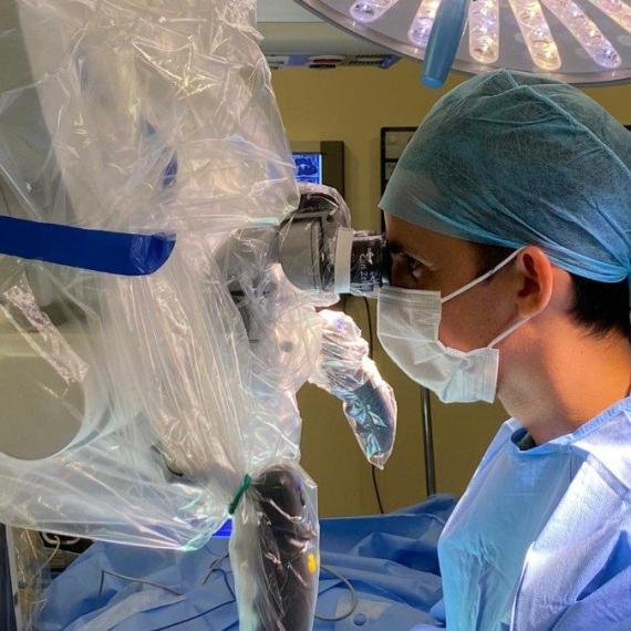 Cirurgia minimamente invasiva para tratamento da Hérnia de Disco