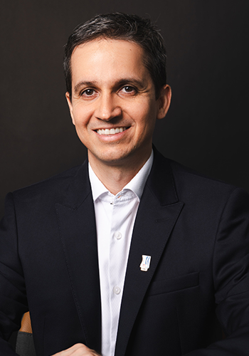 Dr. Vinicio Nunes Nascimento